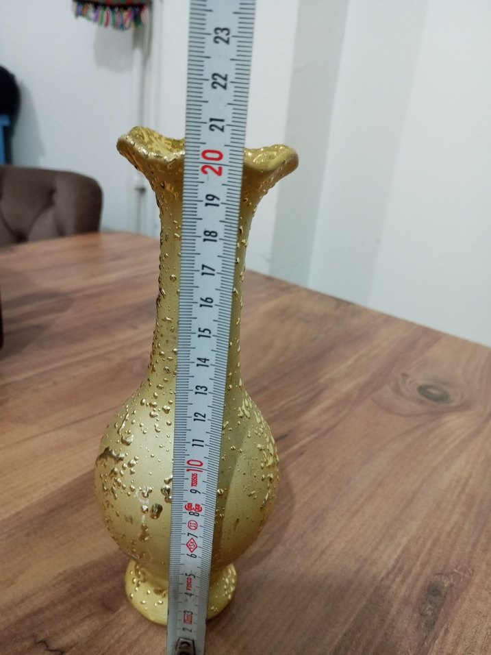 Altın Renkli Dokulu Vazo - Görsel 3