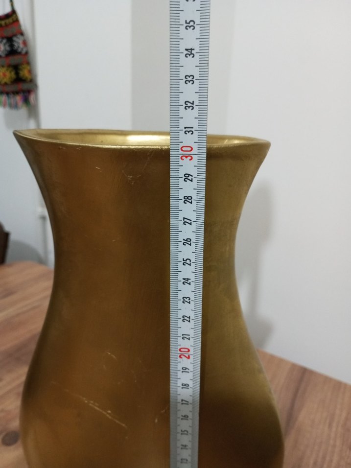 Parlak Altın Renkli Dekoratif Vazo - Görsel 4