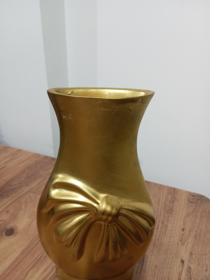 Parlak Altın Renkli Dekoratif Vazo - Görsel 2