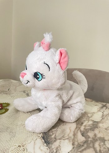 Diğer Beyaz Peluş Oyuncak Kedi