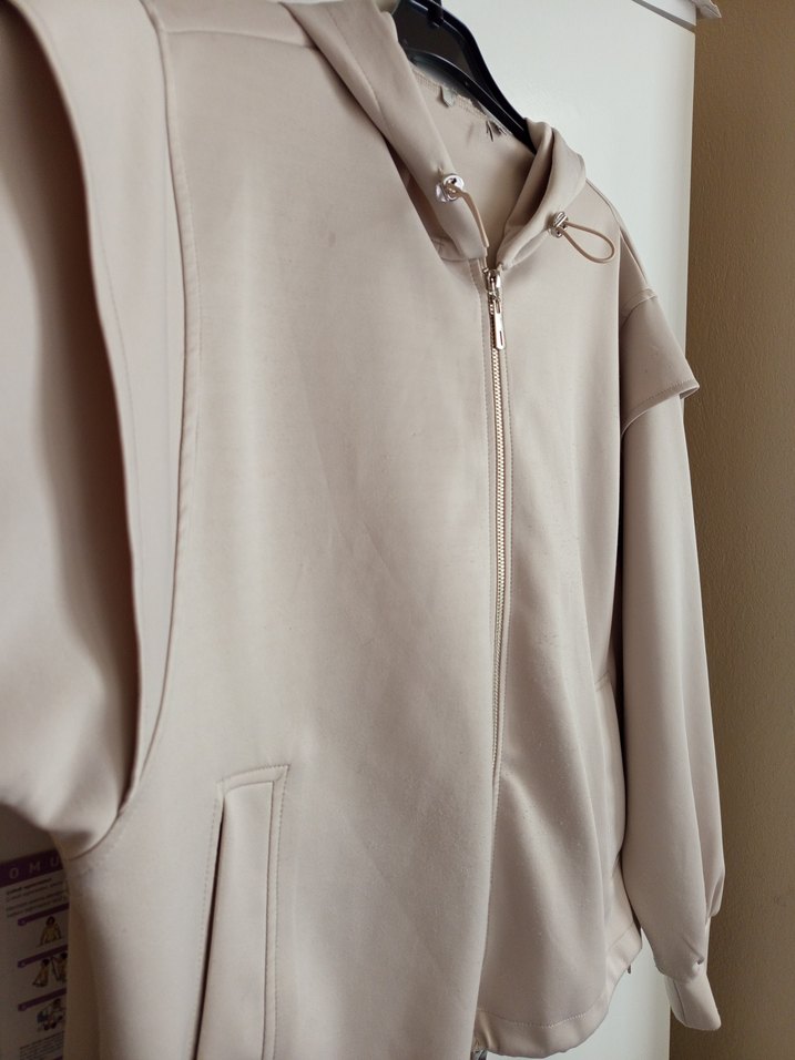 Bej Kapüşonlu Fermuarlı Kadın Ceket - Görsel 2
