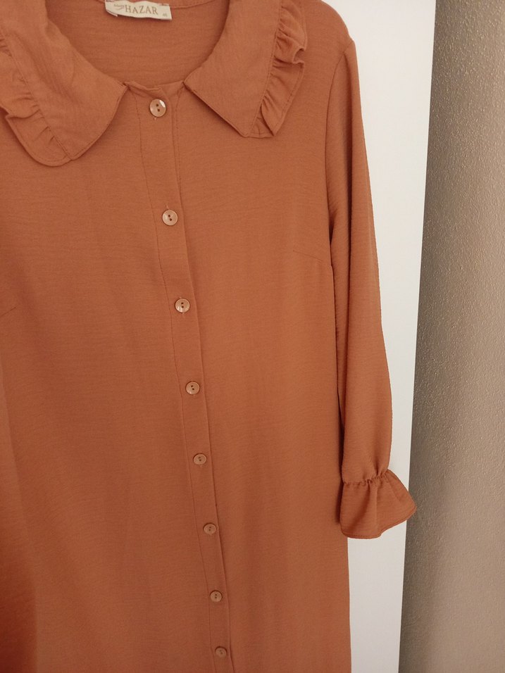 Düğmeli Uzun Kol Detaylı Bej Elbise - Görsel 4