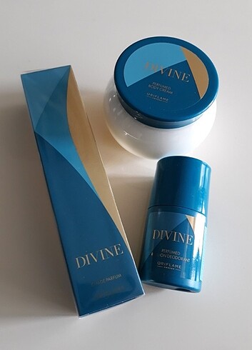 DIVINE SET