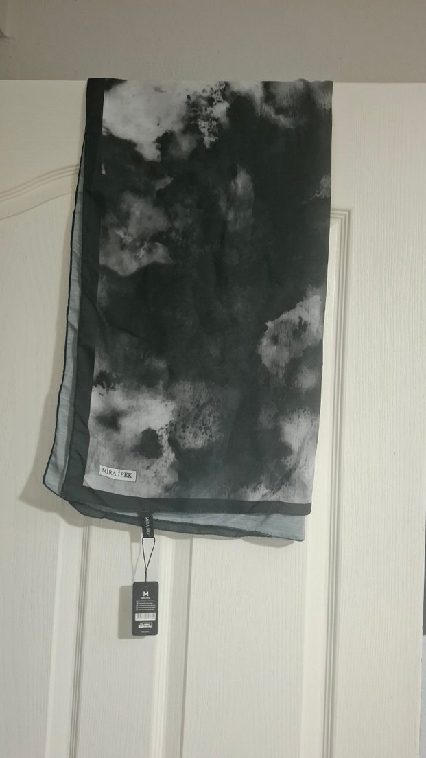 yeşil renkli şal - Görsel 2