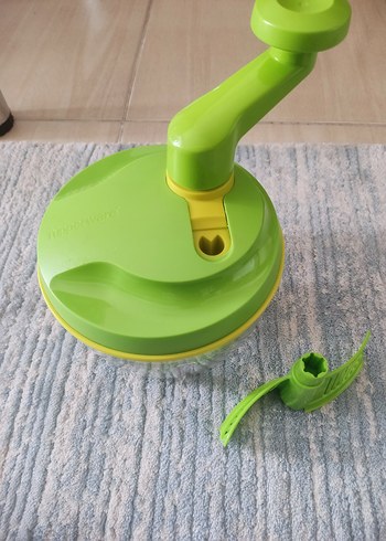 TUPPERWARE Mutfak Doğrayıcı