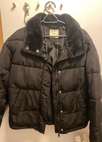 Koton siyah şişme mont - Görsel 2