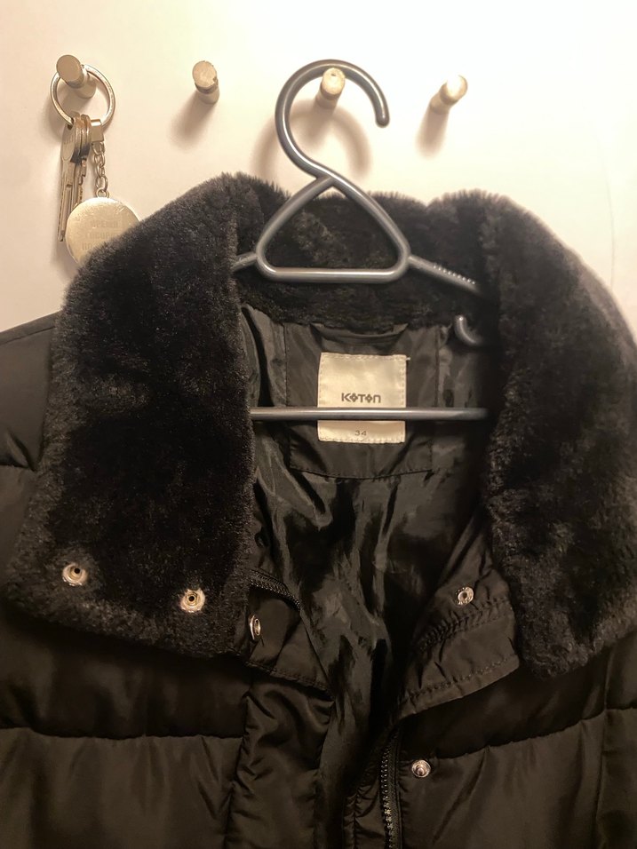 Koton siyah şişme mont - Görsel 5