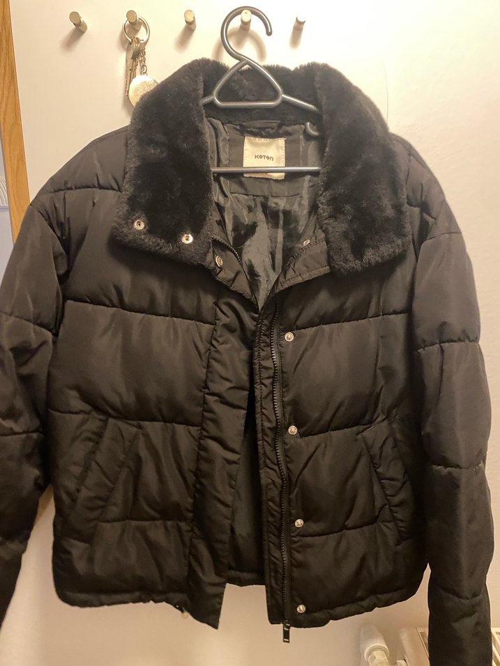 Koton siyah şişme mont - Görsel 2