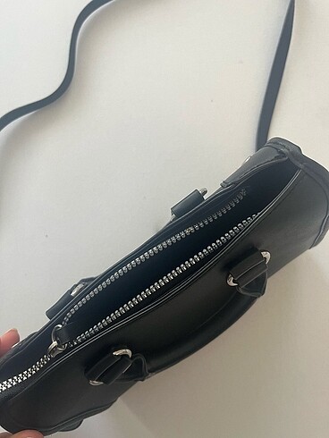 Beden H&M siyah çanta