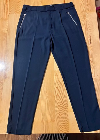Bershka Sik Lacivert Fermuarli Pantolon