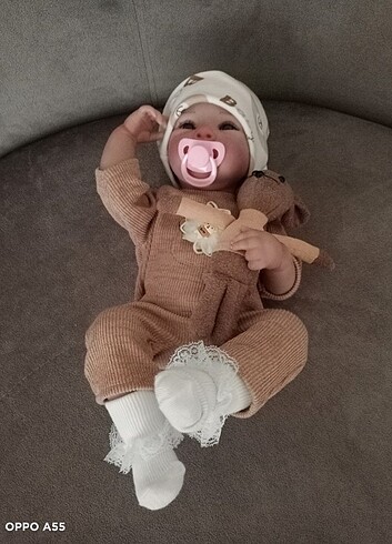 Gerçekci Bebek
