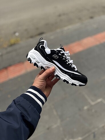 Skechers D?lites