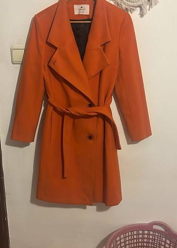 Turuncu Kemerli Midi Kadın Kaban - Görsel 2