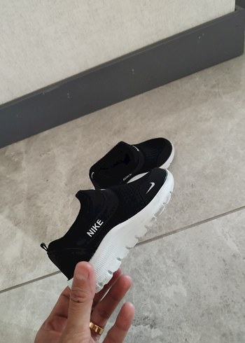 Nike Siyah çocuk Spor Ayakkabı 22 numara - Görsel 5