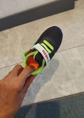 22 Beden Erkek Çocuk adidas Renkli Günlük Spor Ayakkabı