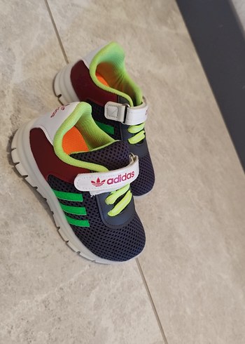 Erkek Çocuk adidas Renkli Günlük Spor Ayakkabı