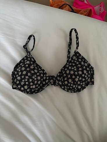 Bikini üst