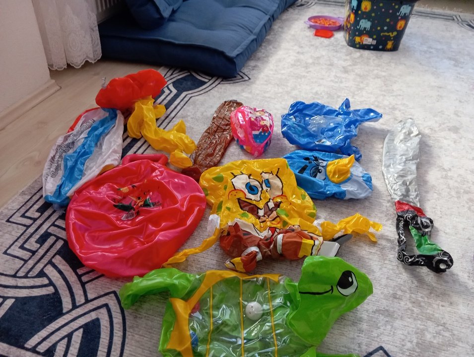 Renkli Çocuk Havuz Oyuncakları - Görsel 2