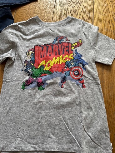 Gap tshirt