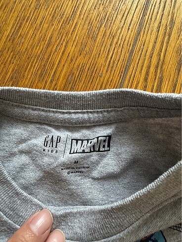 Gap Gap tshirt
