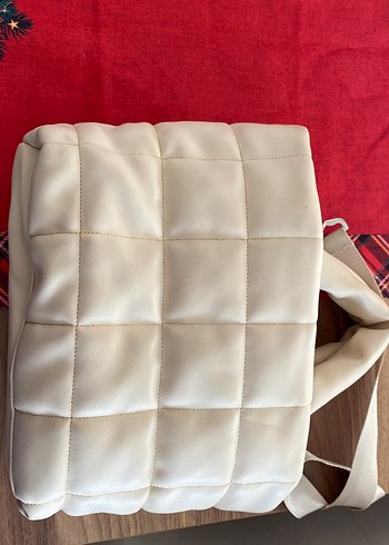 Beyaz Deri Fermuarlı Sokak Stili Kadın Çanta - Görsel 3