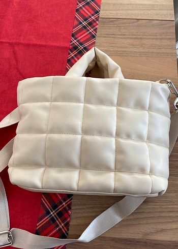 Beyaz Deri Fermuarlı Sokak Stili Kadın Çanta - Görsel 2