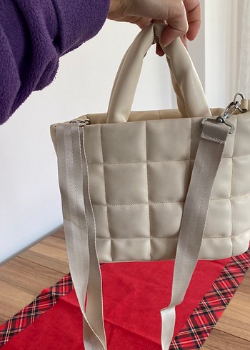 Beyaz Deri Fermuarlı Sokak Stili Kadın Çanta - Görsel 5