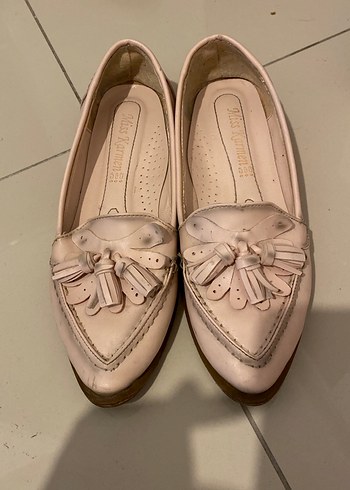 Bej Deri Püsküllü Kadın Loafer - Görsel 4