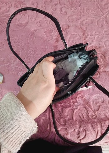 Klasik Siyah Deri Kadın Çanta - Görsel 2