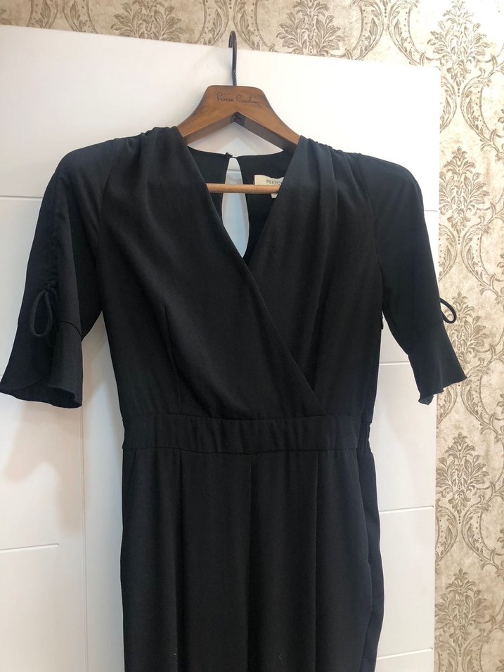 Siyah Kadın Kemerli V Yaka Uzun Tulum - Görsel 2