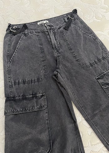 Gri Bol Kesim Kemerli Denim Kadın Pantolon