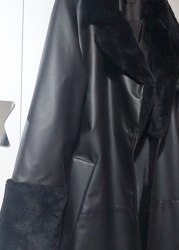 Siyah Deri Kürklü Uzun Kadın Kaban - Görsel 3
