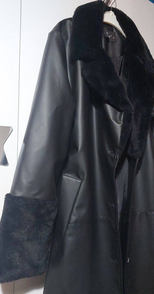 Siyah Deri Kürklü Uzun Kadın Kaban - Görsel 3