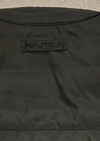l Beden haki Renk Nautica M/L beden siyah mont gizli Kapişonludur