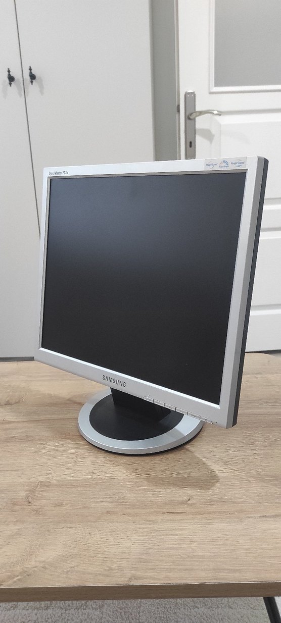 Samsung Monitör - Bilgisayar Monitörü - SyncMaster713N - Görsel 2