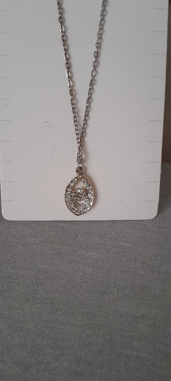 Altın Renkli Zincir Detaylı Midi Kolye - Görsel 2