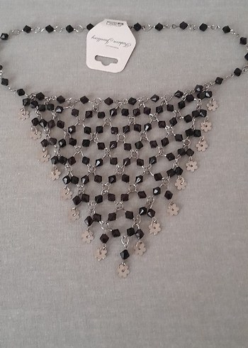 Gri İşlemeli Boncuklu Uzun Kadın Kolye - Görsel 2