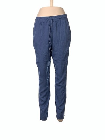 LC Waikiki Kumaş Pantolon %70 İndirimli.