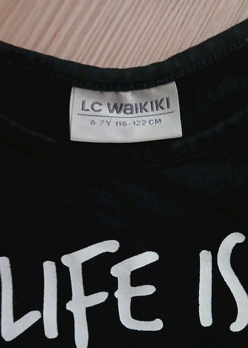 Püsküllü Siyah Kız Tişörtü - Görsel 3