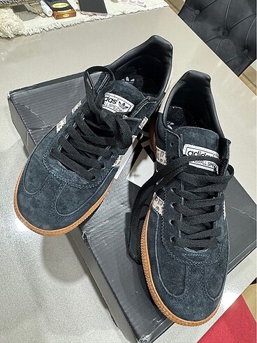 Adidas Adidas Sneakers