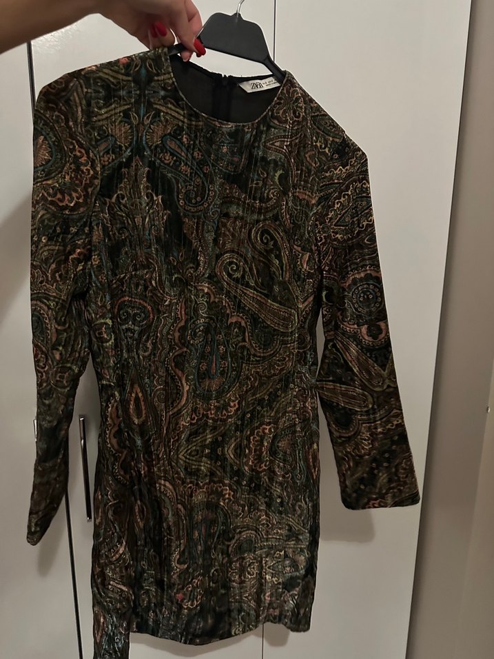 Paisley Desenli Koyu Tonlu Uzun Tunik — görsel 3/4