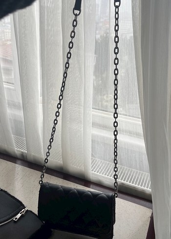Siyah Deri Zincir Askılı Kadın Çanta - Görsel 3