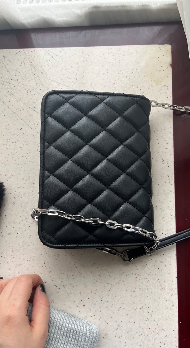 Siyah Deri Zincir Askılı Kadın Çanta - Görsel 2