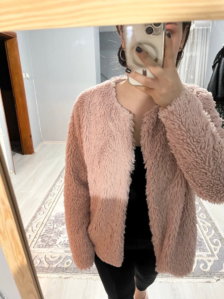 Bej Peluş Detaylı kürk - Görsel 3