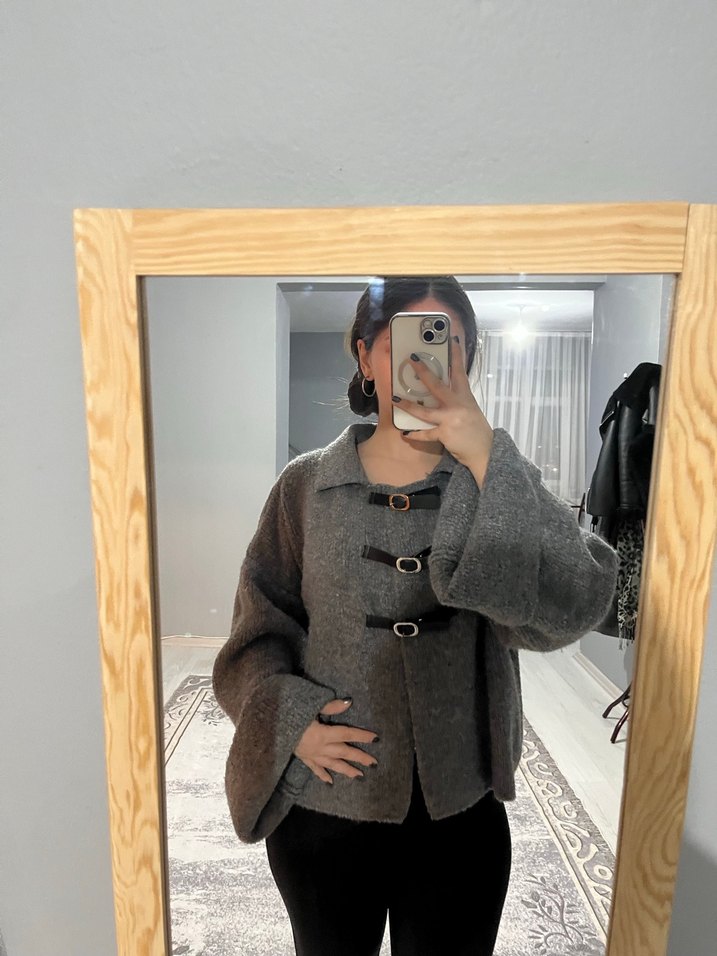 Düğmeli Gri Salaş Örgü Kazak - Görsel 2