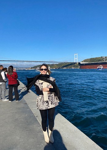 Kemerli Dantel Detaylı Siyah Tunik - Görsel 2