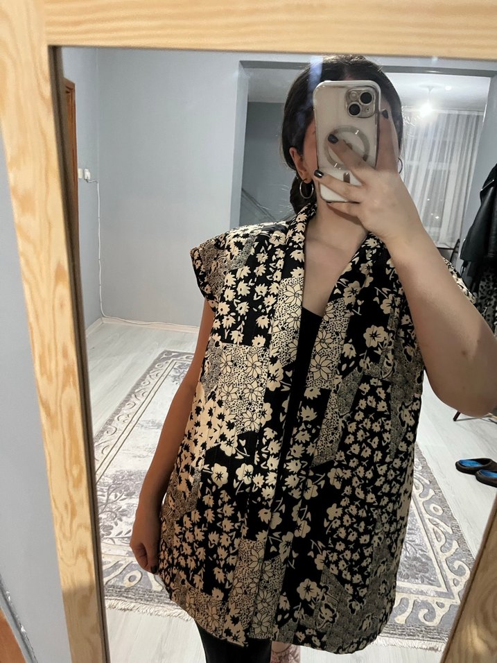 Kemerli Dantel Detaylı Siyah Tunik - Görsel 4