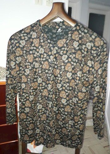 Düğmeli Kahverengi Desenli Kadın Bluz - Görsel 3