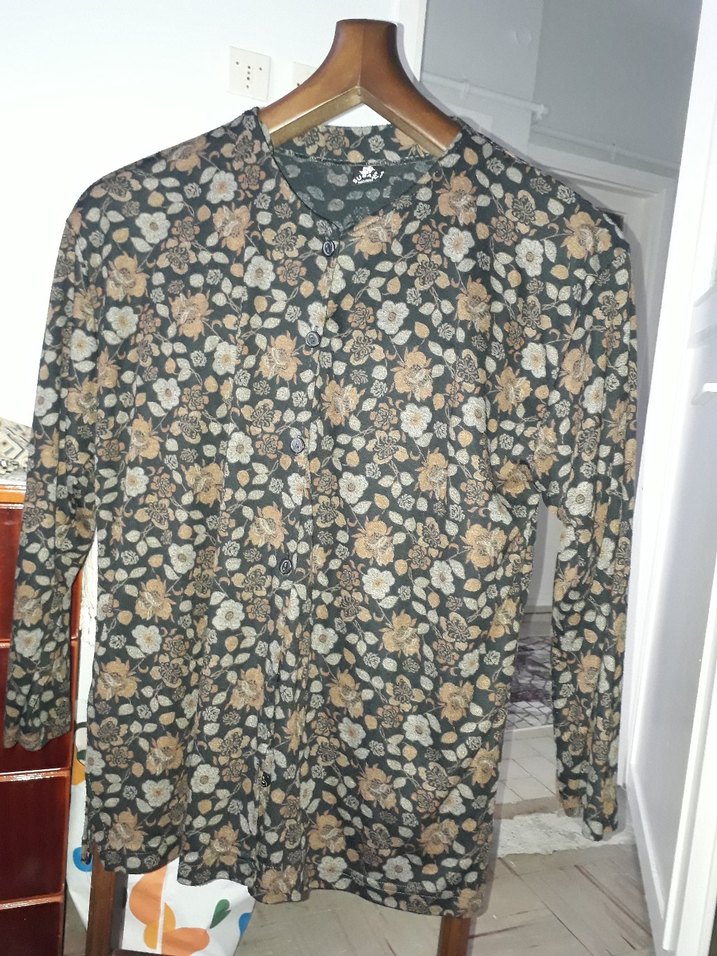 Düğmeli Kahverengi Desenli Kadın Bluz - Görsel 2