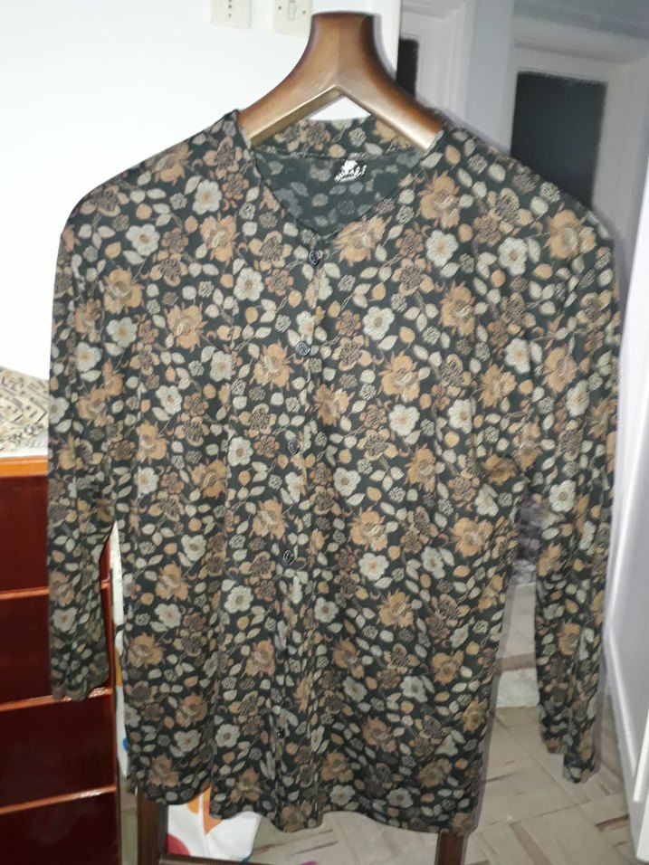 Düğmeli Kahverengi Desenli Kadın Bluz - Görsel 3